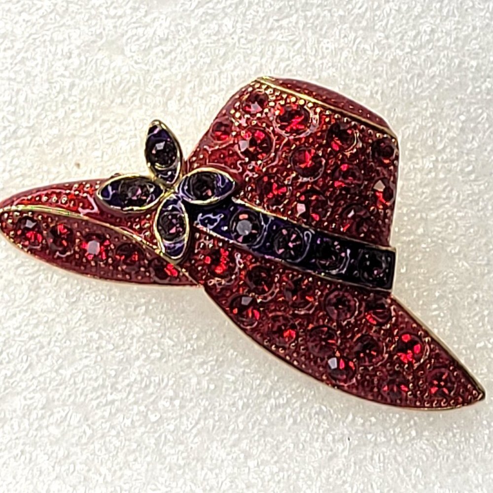 Red Hat Brooch Pin